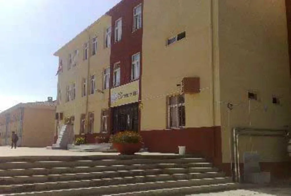 Yalova Thermal Multi-Program High School Construction — image 2